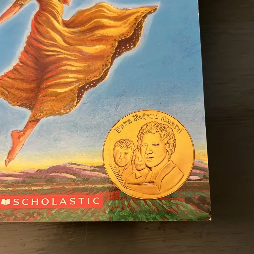 Esperanza Rising by Munoz Ryan, Pam, Ryan, Pam Munoz published by Scholastic EUC